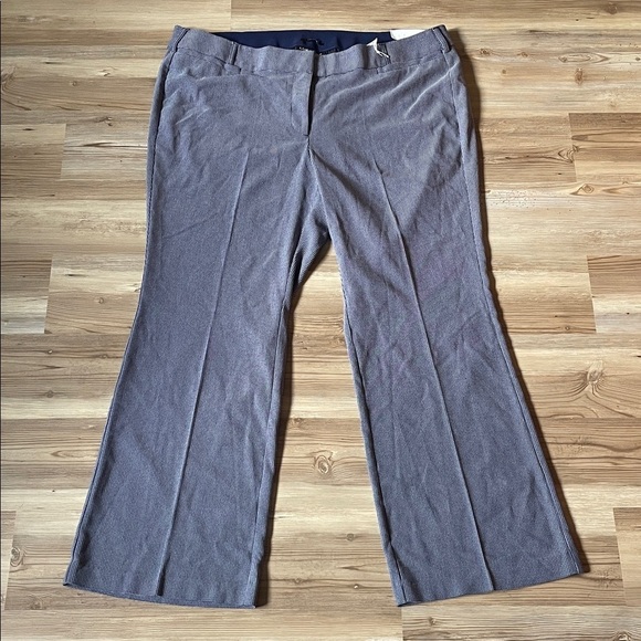 Lane Bryant The Allie Bootcut Pant Blue w/ tiny dot pattern Women’s Plus 22 NWT - Picture 2 of 12